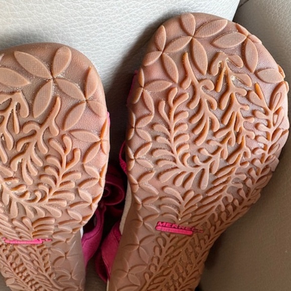 MERRELL Select Grip Women's sz 8 'Fuchsia' outdoor velcro strap sandals - Picture 14 of 15